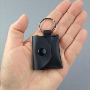 Mini Echtleder Geldbörse für Münzgeld Schwarz, Blau oder Taupe - kleine Schlüsselanhänger Chiptasche - Geschenk für Sie - Geschenk für Ihn