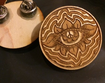 Peace-Eye Flower Wooden Pin