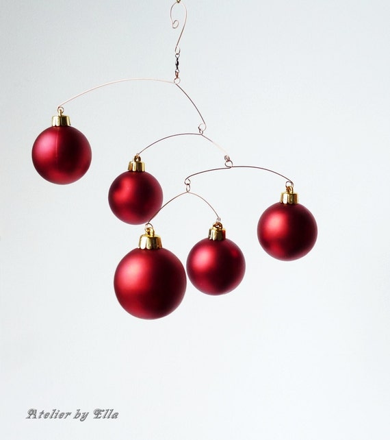 Items similar to Mobile Christmas balls Red, Hanging decor on Etsy