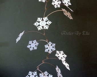 Snowflake Mobile, 21 paper snowflakes, Winter decor