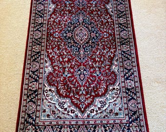 Handwoven Agra Wool Rug | Persian Mughal Medallion Design | 168 × 93 cm
