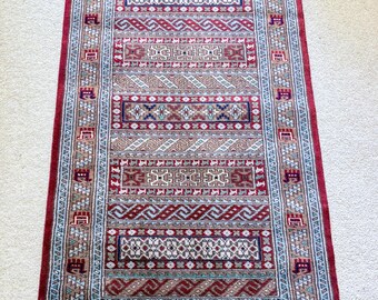 Handwoven Agra Wool Rug | Tribal Geometric Design | 132 × 79 cm