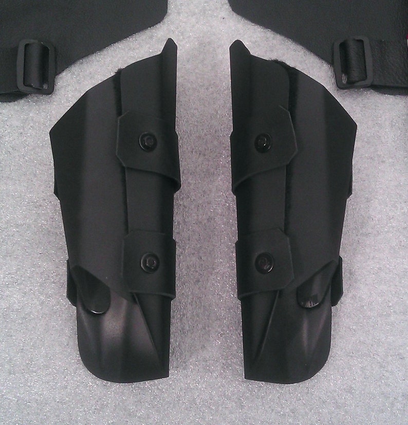 V1.0 Metal Armored Gauntlets - Etsy