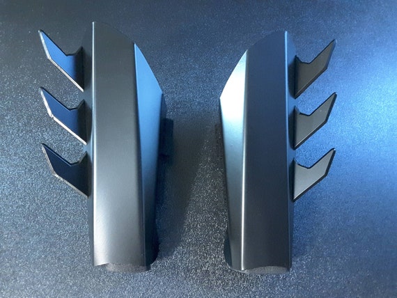 V2.0 Metal Batman Inspired Gauntlets - Martial Arts Grade