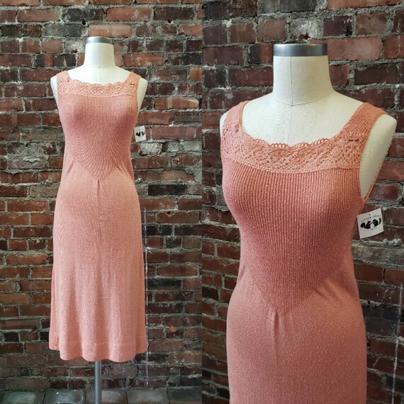1960s Dusty Rose Knit Goldworm Dress - Small