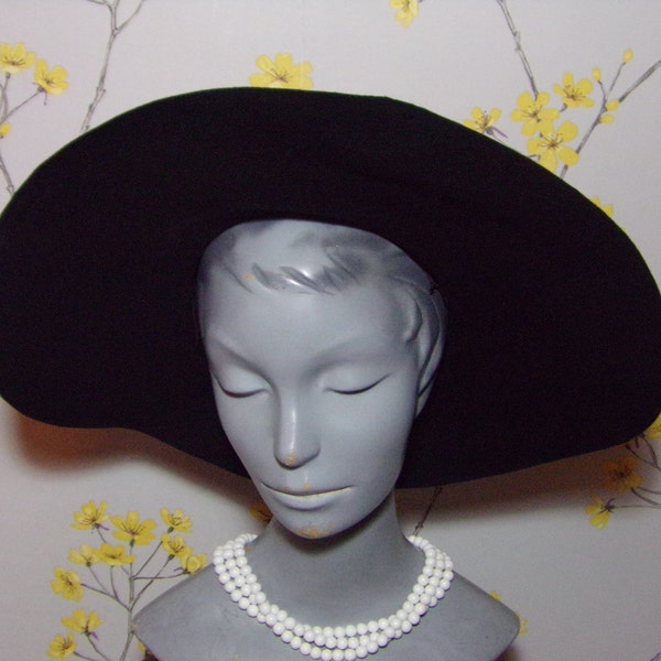 Vintage 1940s Black Felt Hat Wide Brim Ladies Hat 1940s Ladies Hat Vintage 40s Floppy Hat