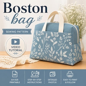 Puede incluir: Un patrón de costura para bolso Boston azul con estampado de hojas blancas, dos asas de tela color crema y cierre de cremallera superior. La imagen incluye el texto Boston bag, SEWING PATTERN, VIDEO TUTORIAL, A4 SIZE PRINTABLE, STEP-BY-STEP INSTRUCTIONS, DETAILED PHOTOS y EASY TO PRINT & FOLLOW.