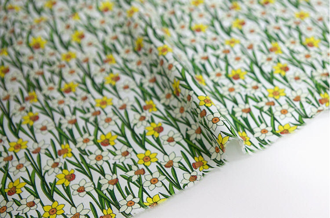 Daffodil Cotton Fabric Digital Printing by the Yard 85133 Etsy