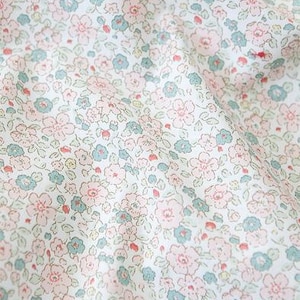 Flowers Cotton Fabric, Floral Fabric, Spring Flower Fabric - Pink - By the Yard 84567-1