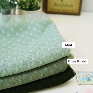 Netzstoff mit 4 mm Pünktchen - Mint oder Oliv Khaki - 62" Breit - Stoff bulk stock V1