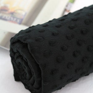 Minky Dimple Dot - Schwarz - Bulk Stock 43057 Melody Series
