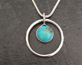 Chinese turquoise in a circle necklace