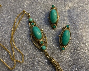 1960s WHITING & DAVIS Gold-Filled Turquoise Tassel Pendant and Clip Earrings