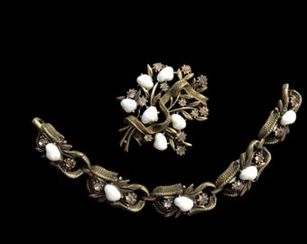 1940s CORO White Mabe Pearl and Pink Rhinestones Link Bracelet & Brooch - Book Pieces