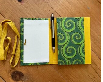 Double Cover Accordion Journal – Fern Motif