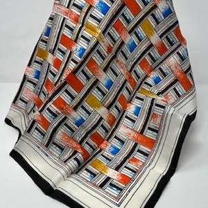 vintage Echo Anne Klein Ricardo Ugna Foulard en soie géométrique