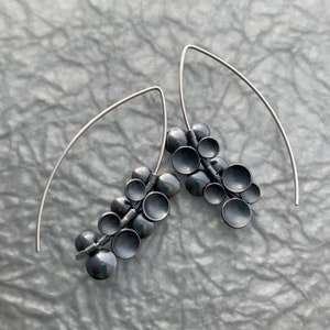 Silver Disc Earrings // Contemporary Earrings // Oxidized Silver Earrings // Mixed Metal Earrings