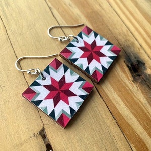 Red Green Star Quilt Pattern Earrings, REVERSIBLE, One Inch Recycled Wood, Sterling or Stainless Wire, Barn Art, Quilt Gift, Handmade