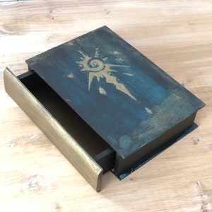 DnD Magic Secret Spine Book Box, Witchcraft keepsake gift, RPG Cosplay Grimoire Spellbox, BOS, DnD Dice Box, Fantasy gift for Game Master