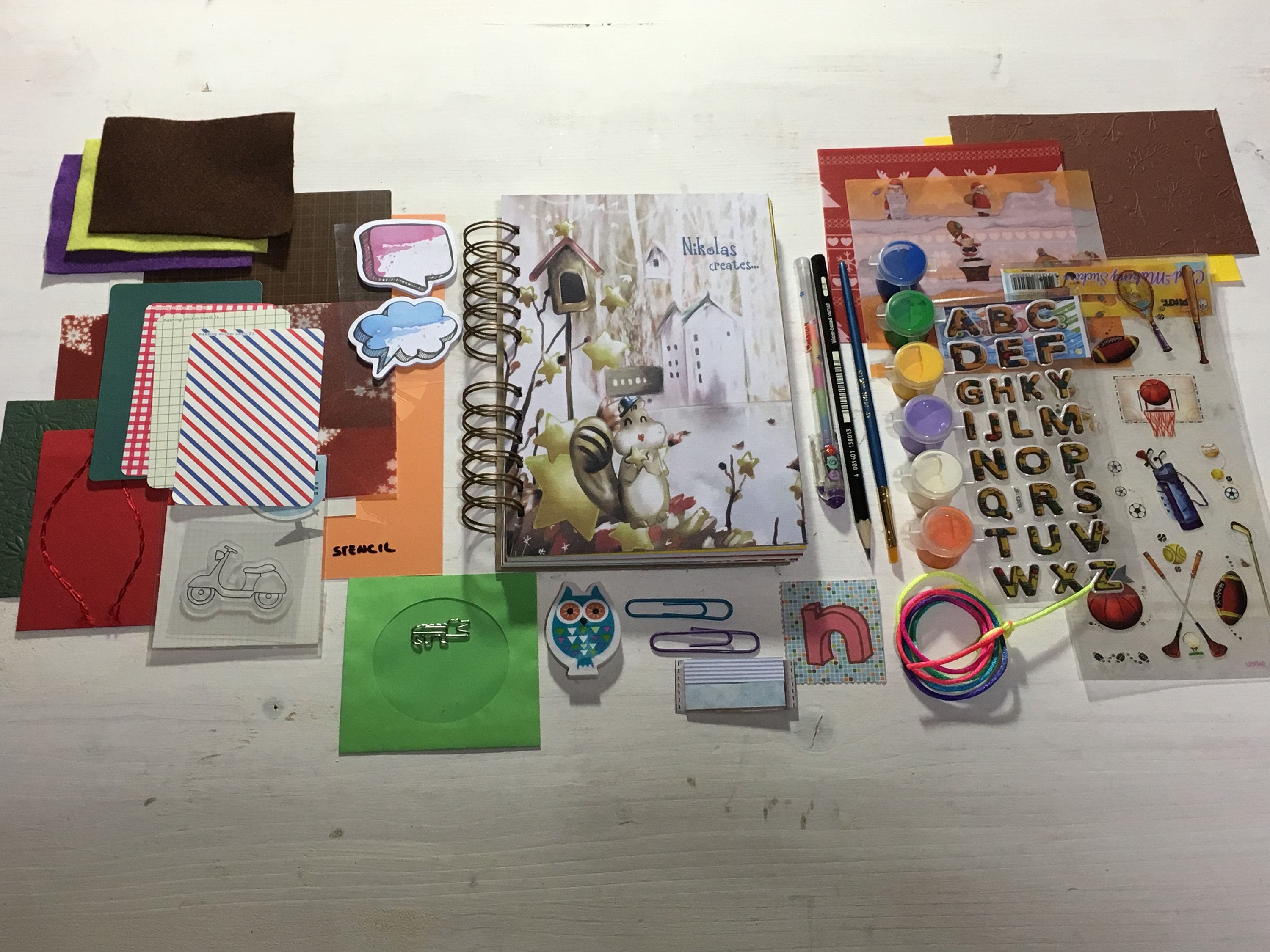 Personalized Art Kit for Children, Kids Creative Art Box Gift, Kids Craft Kit  Travel Box, Art Journaling Kit Beginers, Fun & Learning Gift 