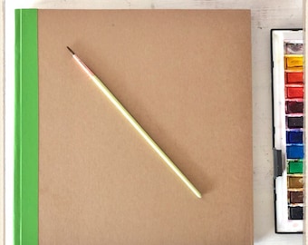 Cuaderno de bocetos cuadrado XL para acuarela – Diario de arte hecho a mano 11x11 / Papel Fabriano de 300 g/m² / Cuaderno de artista para técnicas mixtas / Tapa dura que se abre completamente