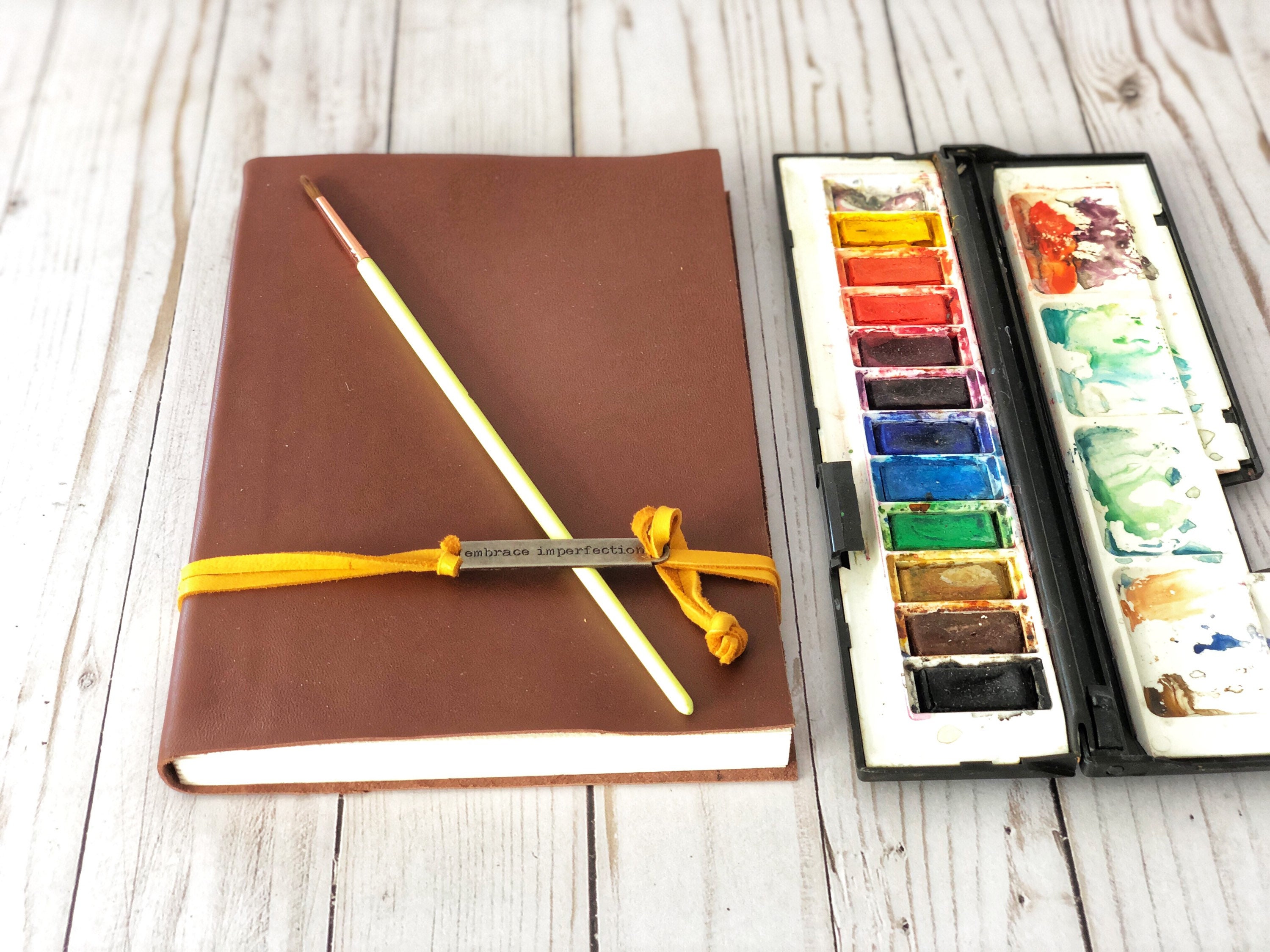 Pocket Cotton Watercolor Sketchbook, Small Travel Field Journal With 140lbs  Fabriano Artistico Hot Pressed Extra White & PL Leather Cover 