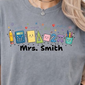 Mattelärare T-shirt Personlig Söt Skolmaterial Grafisk T-shirt Tillbaka till skolan Gåva T-shirt Algebra Geometri T-shirt