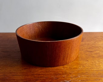 Mid Century Servex Swedish Wood Salad Bowl for International Designers Group -8.5”