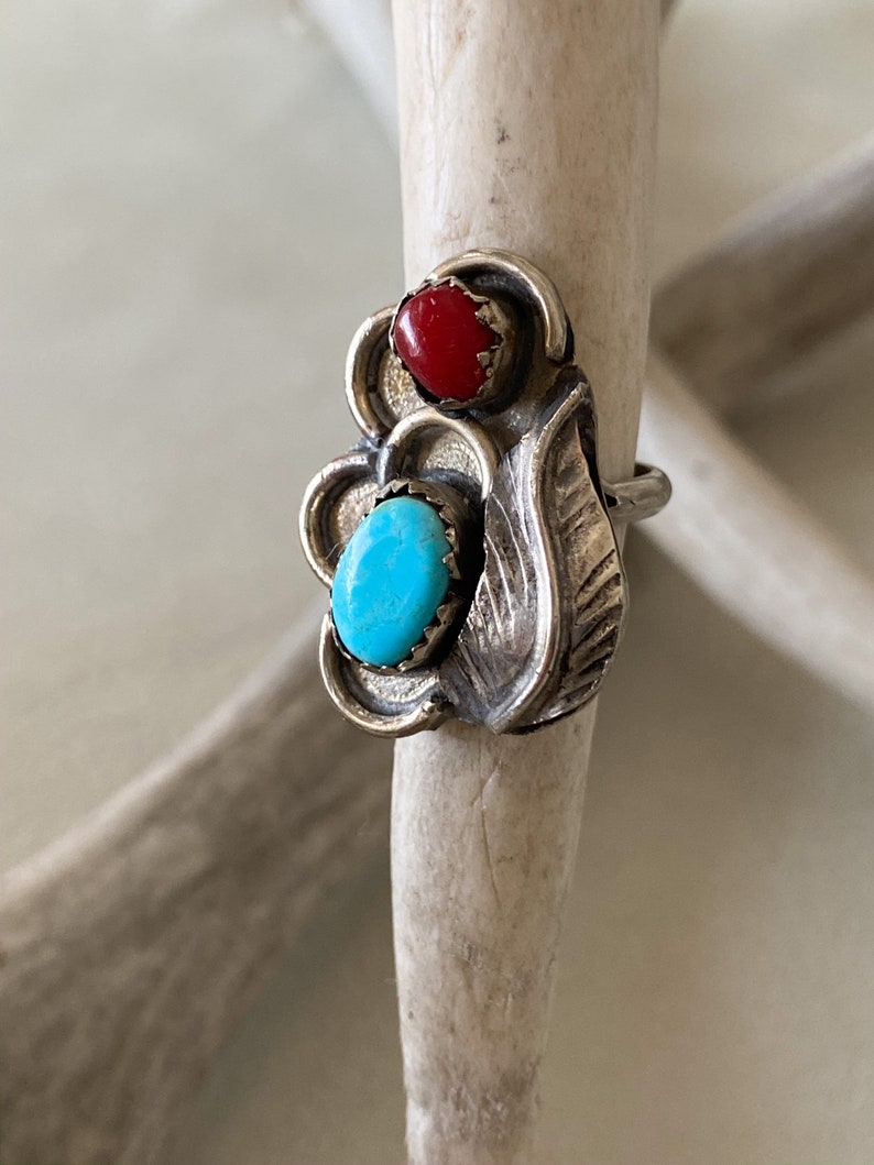 Navajo Squash Blossom Sterling Silver Turquoise and Coral Ring size 5.