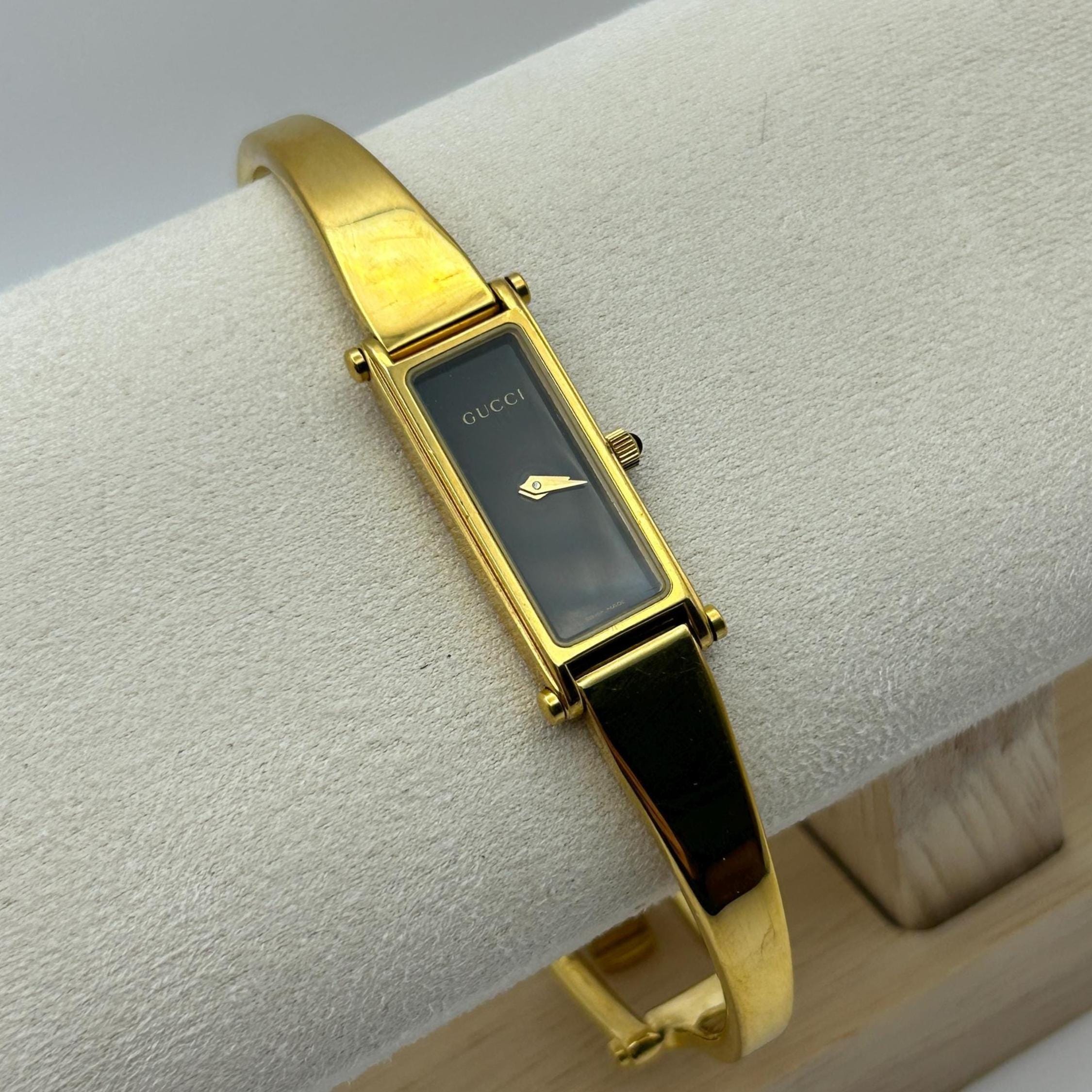Gucci 1500l Bangle Watch - Etsy