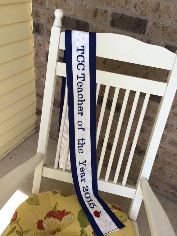 Custom Embroidered Sash for Teacher Appreciation or Graduation - Etsy