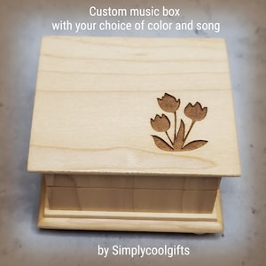 Tulips music box - Engraved music box, choose your color and song from the list, Mother&#39;s day gift idea