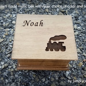 Train music box - Wooden music box - Custom music box with train and name engraved on top, little boys gift, music box for boys