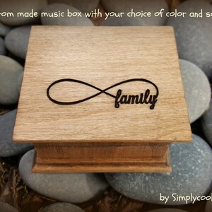 family, music box, wooden music box, custom made music box, gift for mom, mother/ and daughter, mothers day gift, family gift, valentine&#39;s