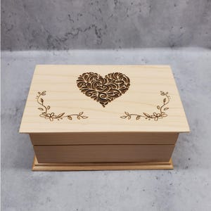 Heart box - Music Jewelry Box - Personalized Jewelry Box with custom song, color and customized engraving, Valentines gift