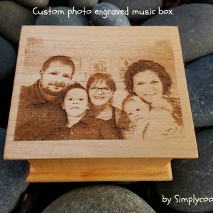 photo gift, photo gift for mom, custom engraved music box, music box, personalized gift, custom photo gift, gift for mom, xmas