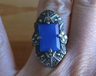 Pretty antique art deco silver tone cocktail ring with marcasite and blue agate / antique art deco silver ring / RTCBNN