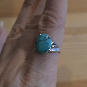 Beautiful vintage southwest sterling silver ring with turquoise color stone / vintage sterling silver turquoise color ring / NVMMVX