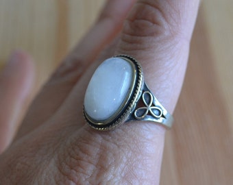 Beautiful antique medieval gothic style sterling silver ring with quartz / antique style sterling silver rock crystal ring / PIINNA