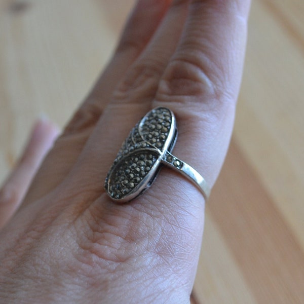 Nice antique art deco style sterling silver cocktail ring with marcasites / sterling marcasite streamlined art deco ring / KLSMAA