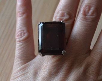 Gorgeous antique art deco sterling silver solitaire cocktail ring with amethyst purple paste gem / art deco silver statement ring / IPSOOA