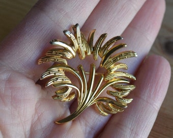 Christian Dior GROSSE Vintage Curled Flower Brooch Signed Grossé