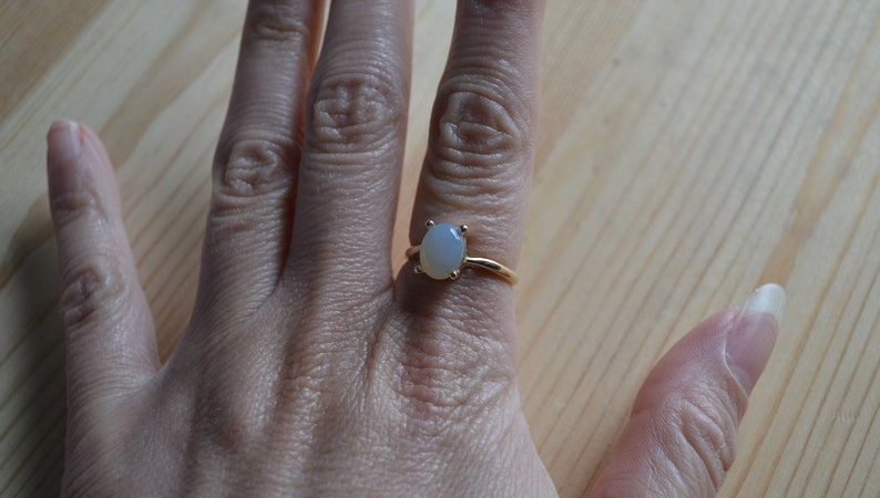 Beautiful vintage victorian style 14k gold ring with moonstone / 14k gold moonstone ring / 14k solitaire ring / WERTJJ image 5