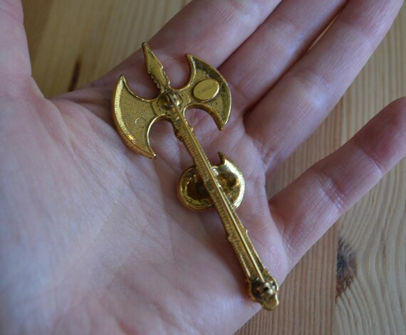 Beautiful antique renaissance revival midcentury gold tone red rhinestone battleaxe brooch signed Jeanne / vintage heraldic brooch / CSLLNN View 4