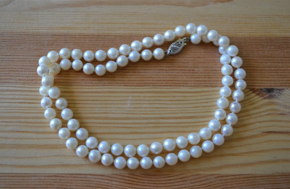Beautiful vintage ~5-6mm saltwater pearl necklace… - image 3