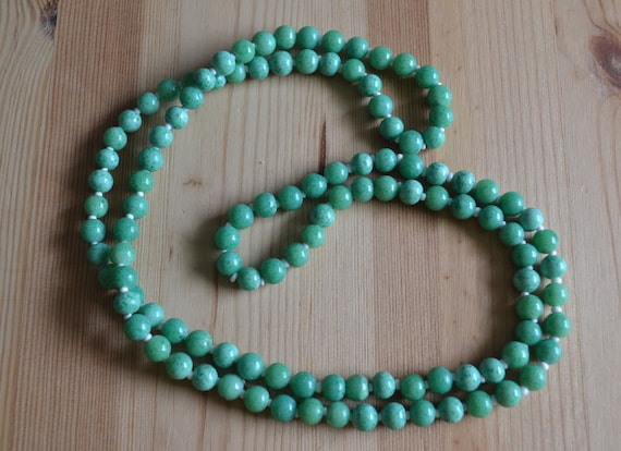 Beautiful antique art deco jade green peking glass bead necklace antique  green peking glass long flapper necklace WNLCMM