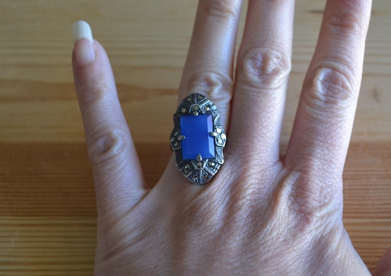 Pretty marcasite ring with - Gem
