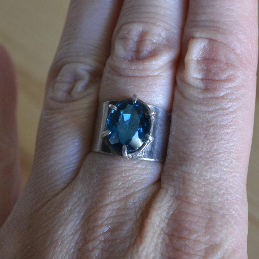 Gorgeous Vintage Midcentury Sterling Silver Statement Ring With Blue ...