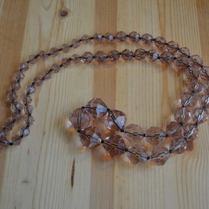 Amazing vintage glam hollywood regency pink plastic statement necklace / vintage glam plastic statement necklace / NBGTRU