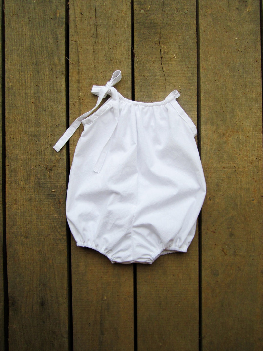 Summer Baby White Bubble Romper Sizes Newborn, 13 Months, 6 Months, 12